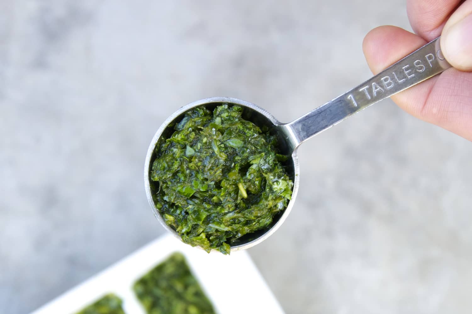 How to preserve cilantro in fridge