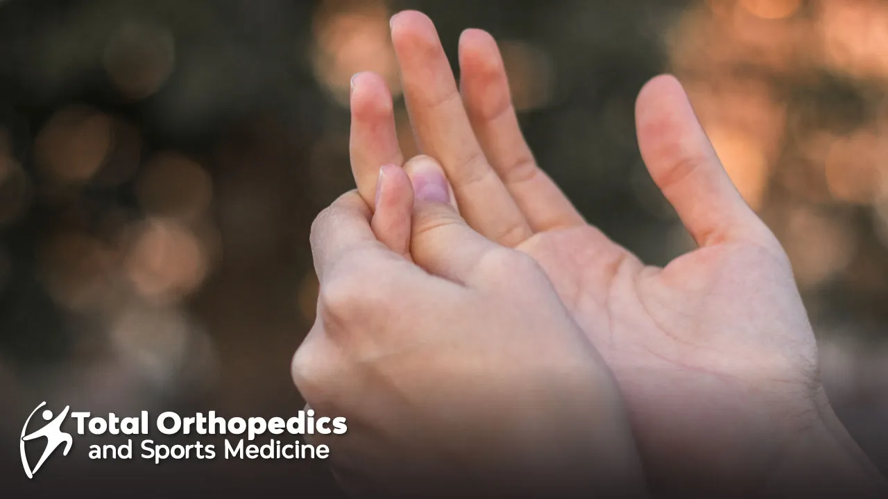 How to tell if your finger is sprained