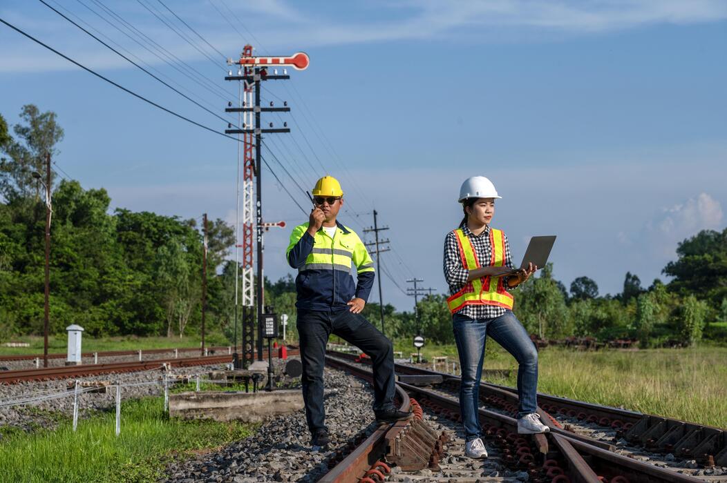How to become railway engineer