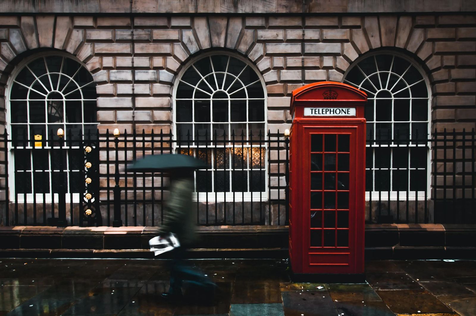 How to dial to america from uk