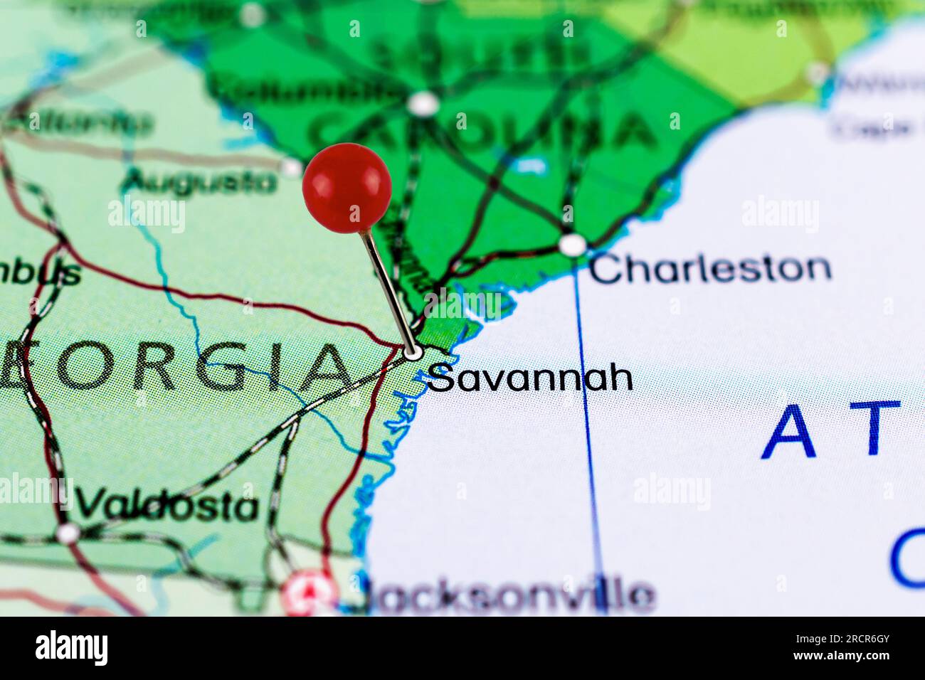 How far from savannah georgia to atlanta georgia