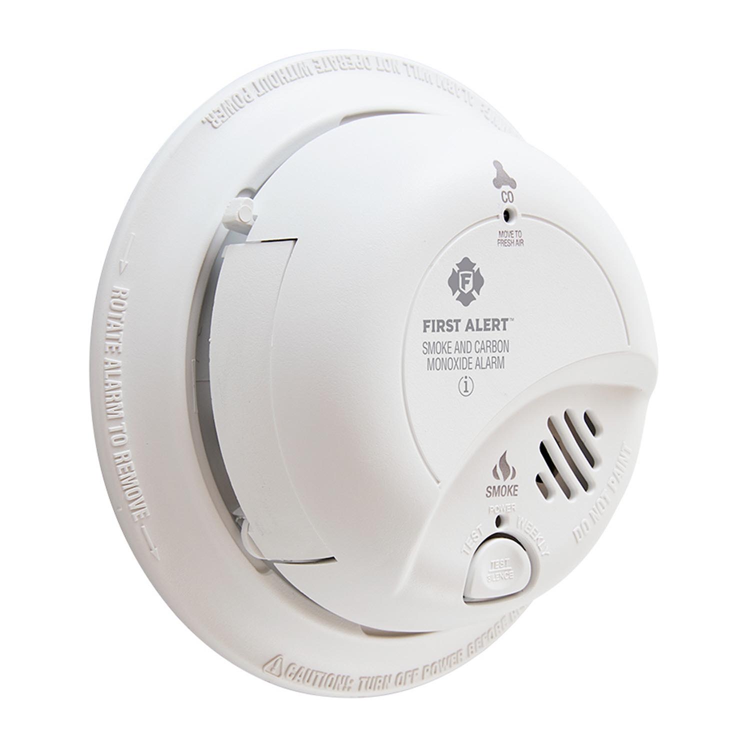 How to change battery on smoke detector first alert